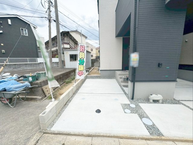 糟屋郡粕屋町仲原　新築戸建　1・2号棟の駐車場|軽自動車駐車可能です！