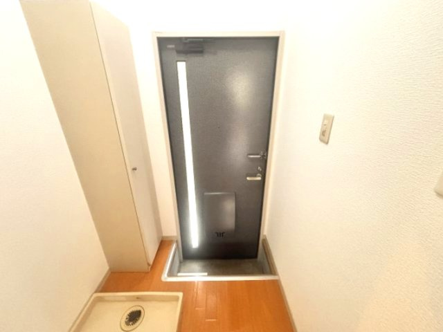 ポミエ六甲の玄関