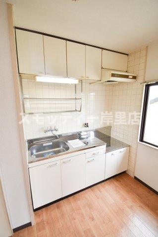 プレアール西加賀屋のキッチン