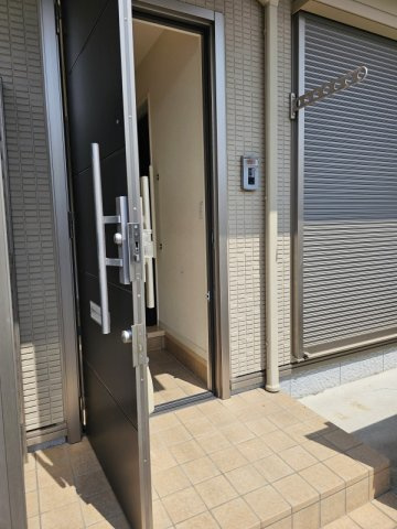 シャーメゾン橋本Ⅱのエントランス