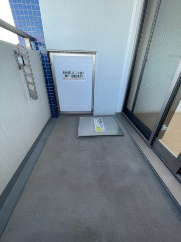 meLiV鶴舞　名古屋市賃貸　仲介手数料無料のバルコニー