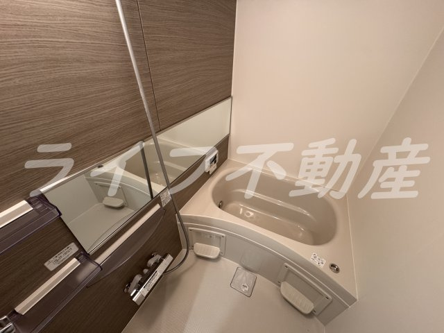 Grace下六万寺町の浴室|日々の疲れを癒すお風呂付です