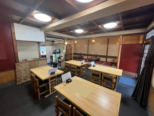 守山市吉身６丁目の店舗一部の内装