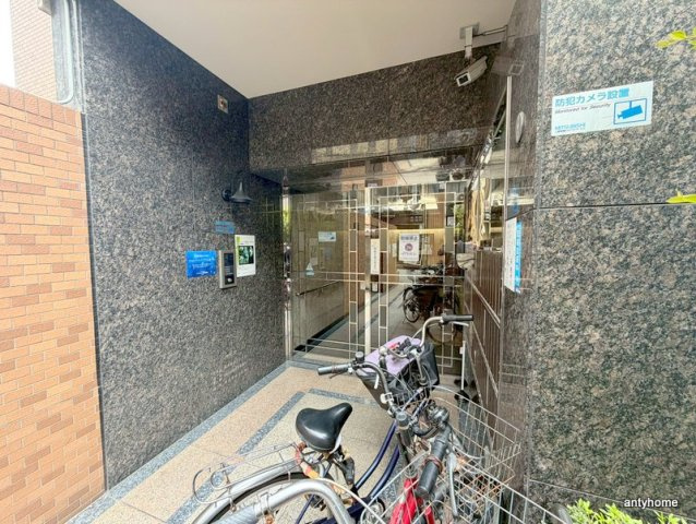 ＧＲＡＺＩＯ日本一　仲介手数料無料のエントランス