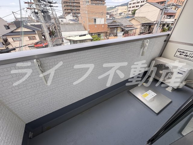 フォレストクリエオーレ枚岡壱番館のバルコニー|落ち着いた時間を過ごせるバルコニーです