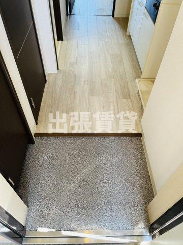 仲介手数料0円！ニーズメゾン新栄の玄関