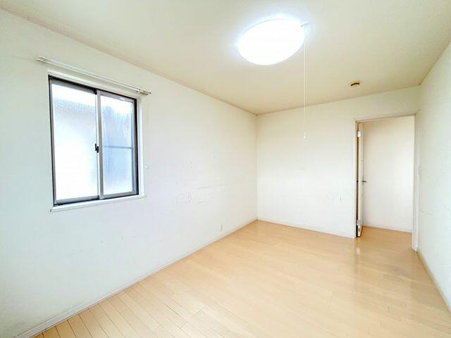 宇都宮市江曽島町　3ＳＬＤＫ　中古住宅の洋室