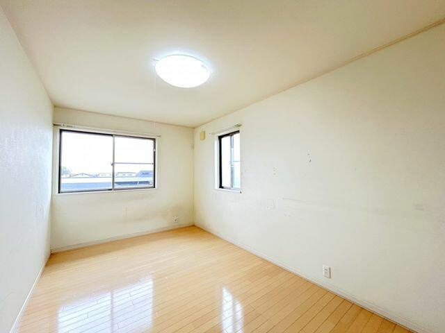 宇都宮市江曽島町　3ＳＬＤＫ　中古住宅の洋室