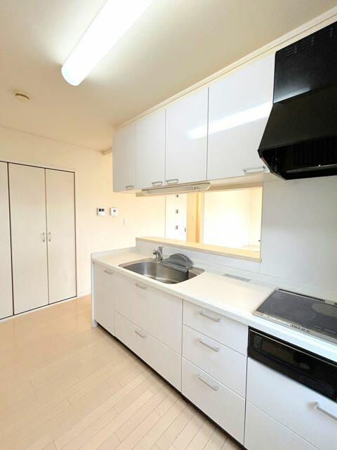 宇都宮市江曽島町　3ＳＬＤＫ　中古住宅のキッチン