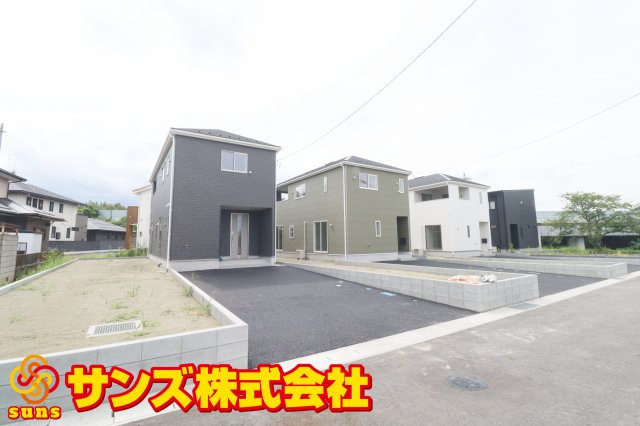 須賀川市影沼町　　　１号棟　　須賀川第１小学校、須賀川第１中学区の外観|南東側から見た外観♪