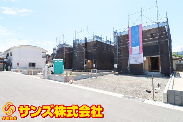須賀川市影沼町　　　3号棟　　須賀川第１小学校、須賀川第１中学区の外観|北東側から見た区画全体♪