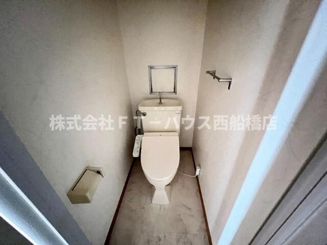 リアライズ市川原木のトイレ