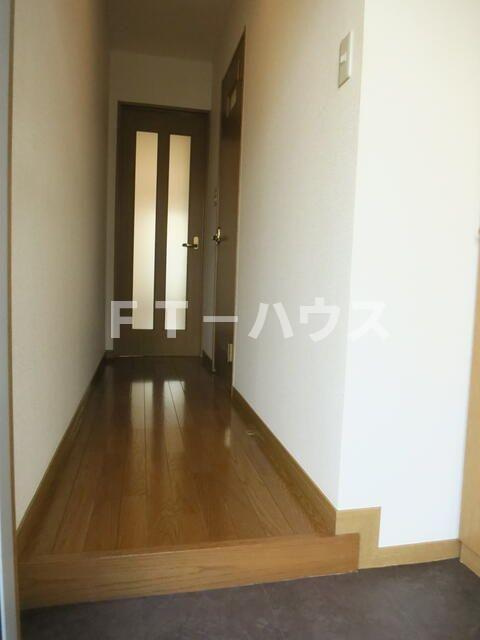 シェルブールの玄関