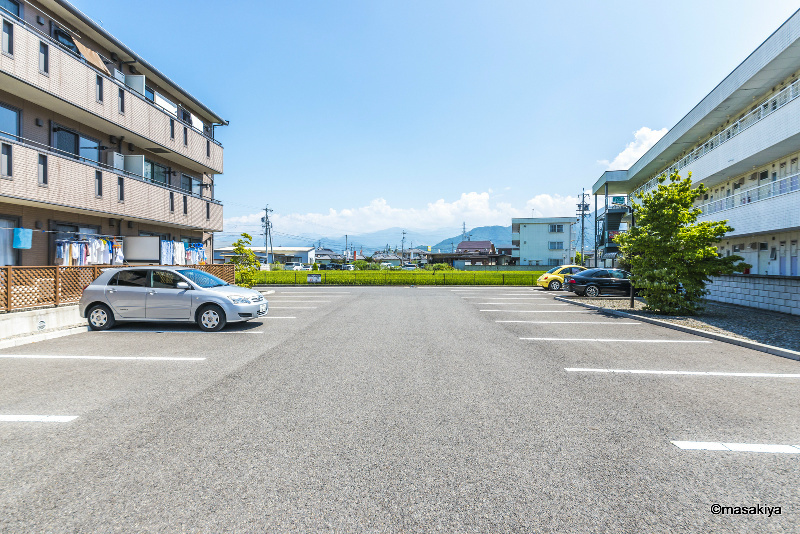 ラフレイシルの駐車場|駐車場