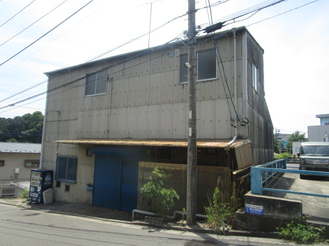 横浜市港北区新吉田町の倉庫