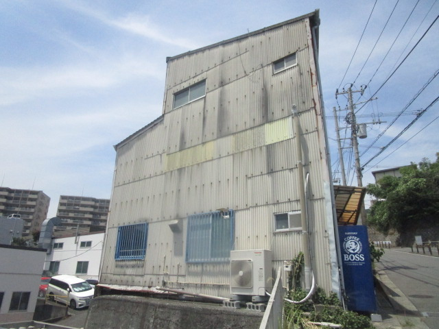 横浜市港北区新吉田町の倉庫