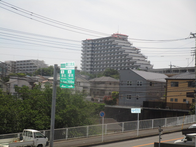 横浜市港北区新吉田町の倉庫