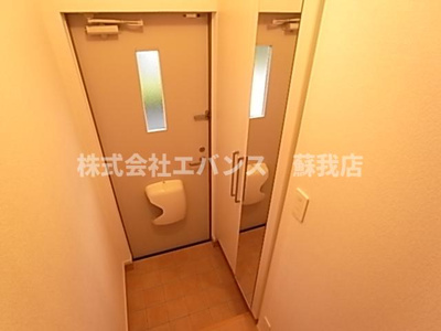 【玄関】 | フリーデ | 毎日通る玄関はこちらです
