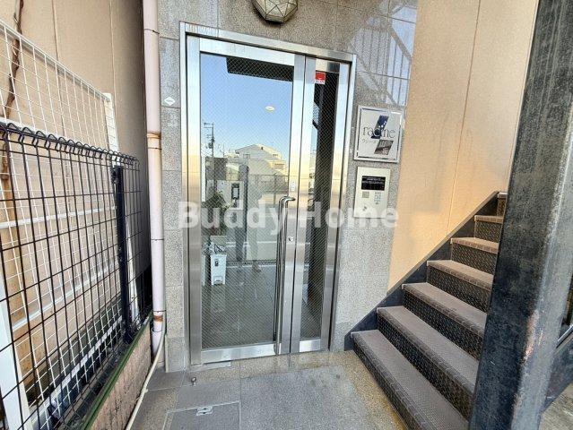 ラシーヌ山坂のエントランス