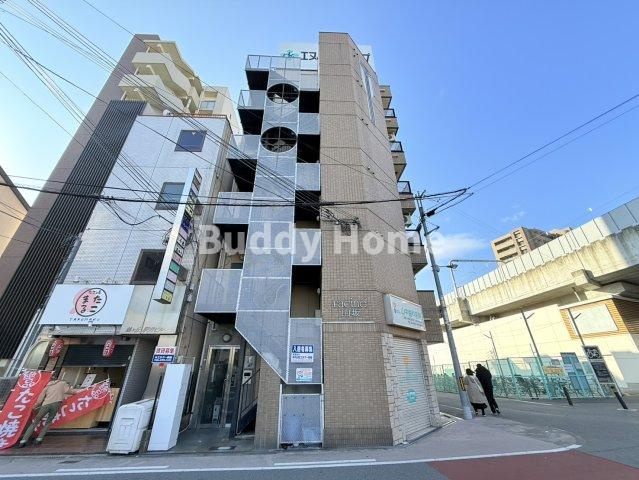 ラシーヌ山坂の外観