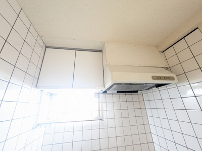 ★敷地内駐車場★（空き状況・使用料等詳細はご確認下さい）