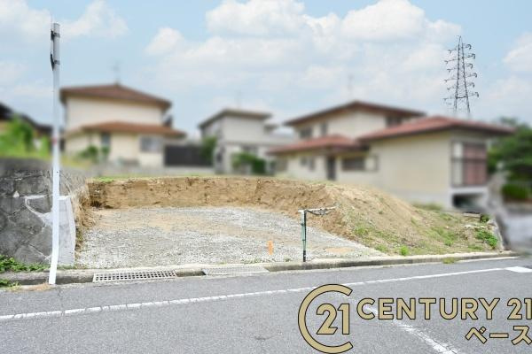 北葛城郡上牧町片岡台１丁目　建築条件なし土地