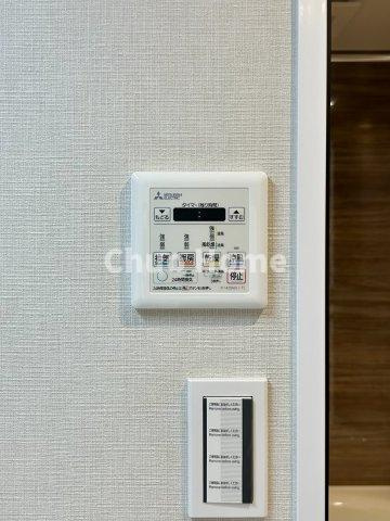 サンクタス森下の内装|【浴室乾燥機】暖房・冷風・換気・乾燥が可能です。毎日を快適に過ごせるうれしい機能が揃っています。雨の日の洗濯物も安心です。