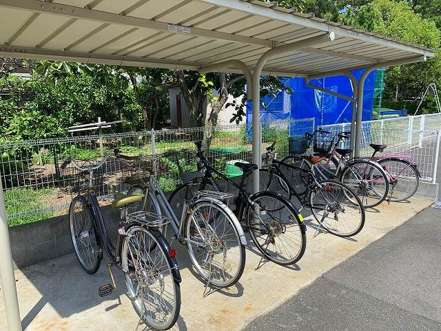レオパレスなぎさ公園前のその他