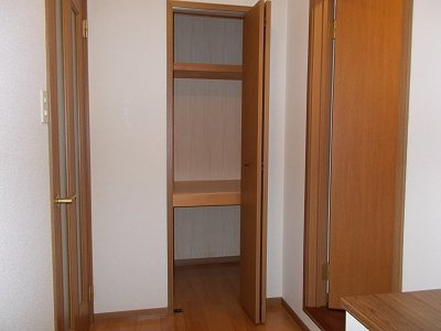 グレーシア西殿の収納