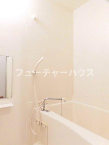 コートライブリーＮの浴室