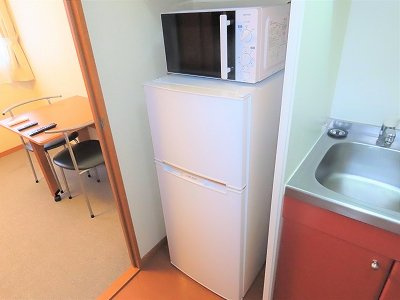 レオパレスグレイスパディのその他|電子レンジ、冷蔵庫完備