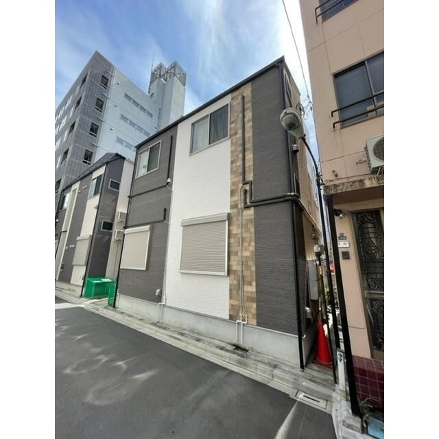 ネクステージ　鶯谷の外観