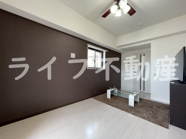 Luxe布施北Ⅱの居間・リビング|ゆったり過ごせるリビングです