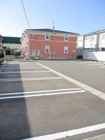 インフィニティの駐車場|駐車場に車を止められます