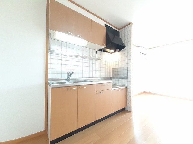 サニーハウスⅡのキッチン|きれいなキッチンです