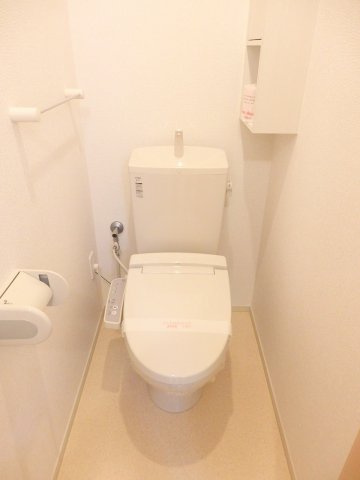 サン　フィオーレⅡのトイレ|清潔感のあるトイレです