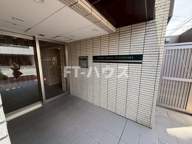 プライムアーバン津田沼のエントランス