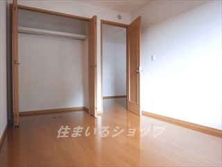 フレグランスＦの寝室|クローゼットあり