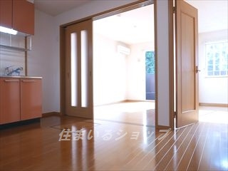 フレグランスＦの居間・リビング