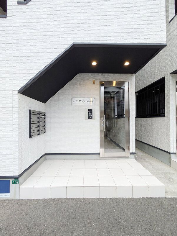 AMPes東平尾のエントランス