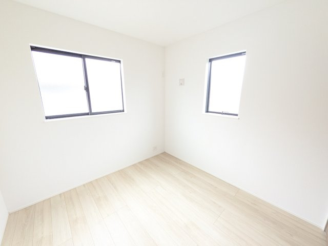 龍ケ崎市久保台2丁目　新築戸建て　3号棟