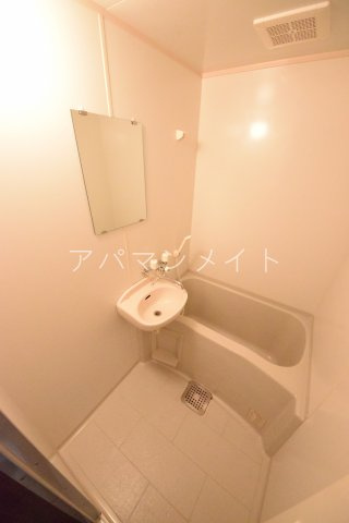 【浴室】 | アムールとつかⅡ | きれいなお風呂です