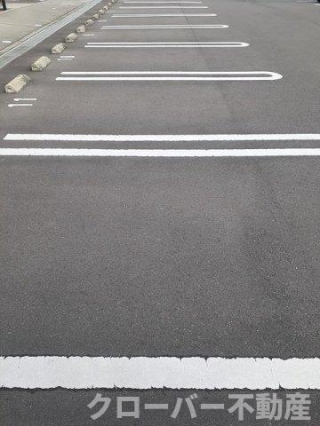 クラール丸亀原田Ｂの駐車場