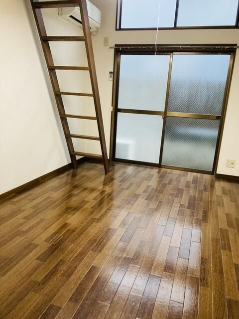 リベラル向山５の居間・リビング