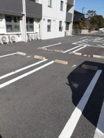 駐車場があるので、車を買う予定の方も安心です