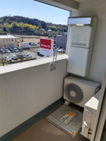 お洗濯にも便利なバルコニー付き