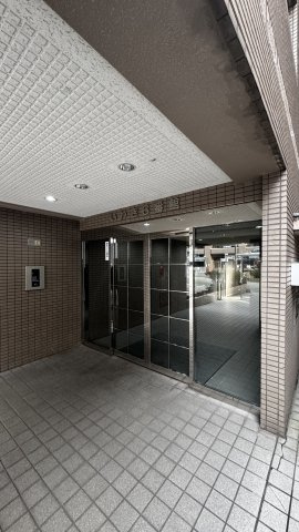 いわき6番館のエントランス