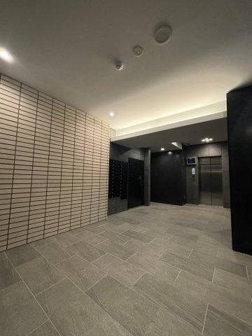 シーズンフラッツ大手前のロビー