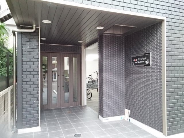 HaTレジデンスのエントランス|建物の内部です