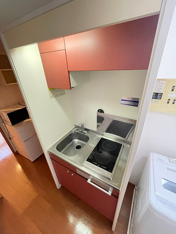 レオパレスアドバンス芦屋のキッチン